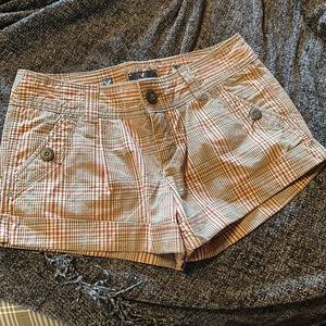 Juniors American Eagle outfitters plaid shorts